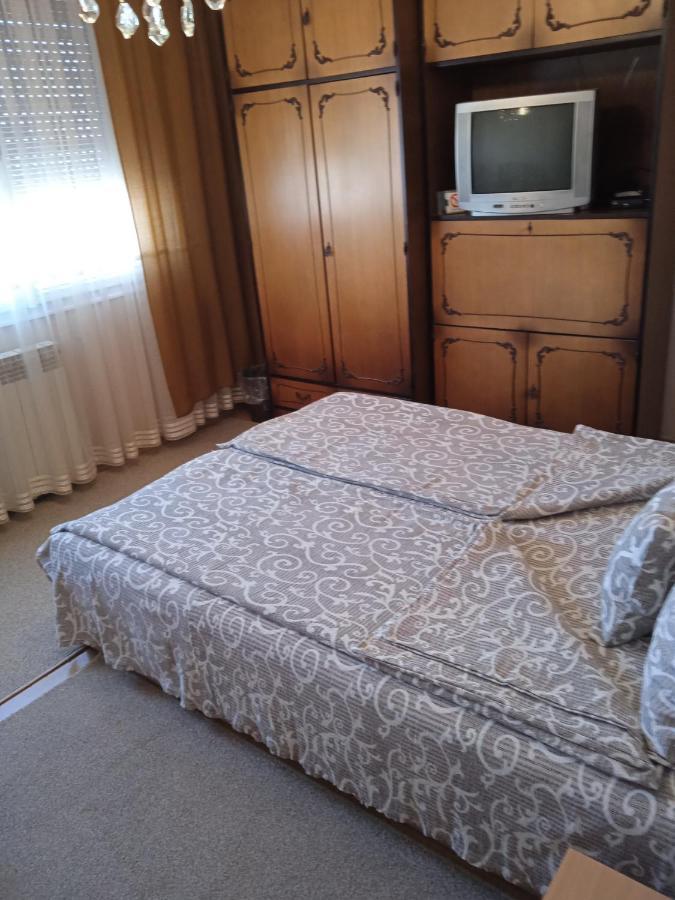 Apartman Nikolic Bor Bagian luar foto